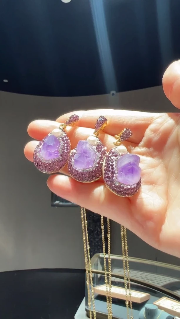 【闪购商品】紫晶颈饰未镶嵌2】多样性发其一