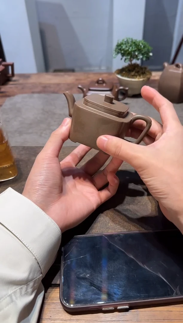 茶壶紫砂行**疆同春紫砂壶