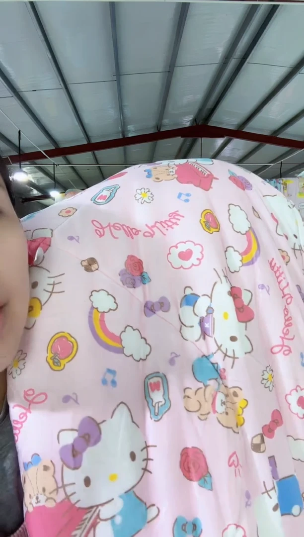 150*200彩虹kt绒被