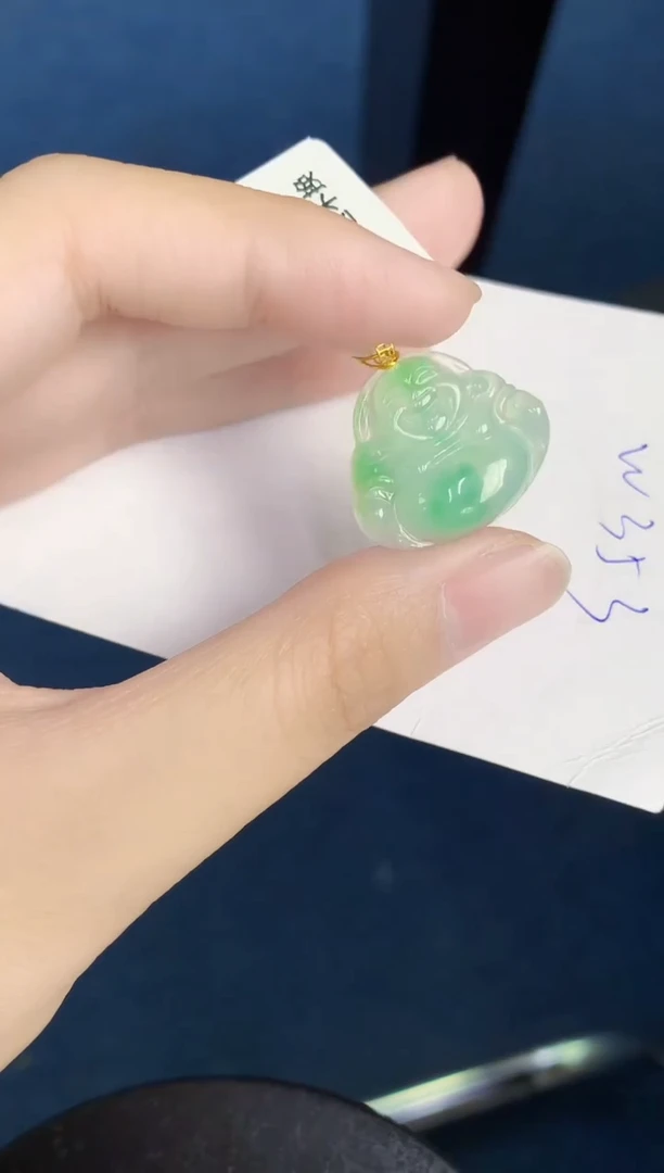 翡翠18K金镶嵌颈饰天然翡翠緬甸A貨