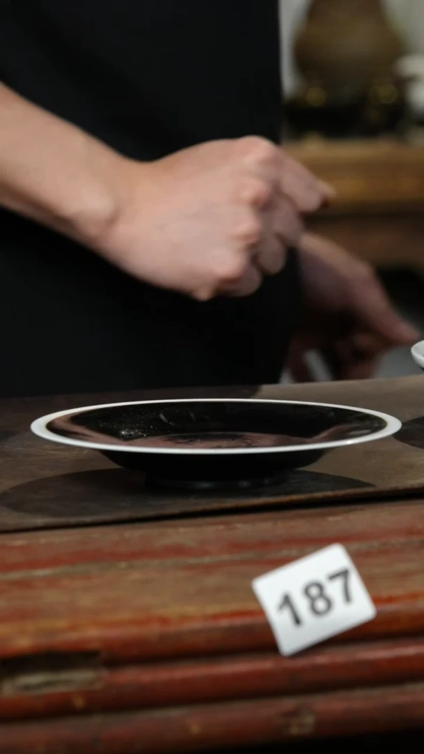 瓷片标题标题标题标题