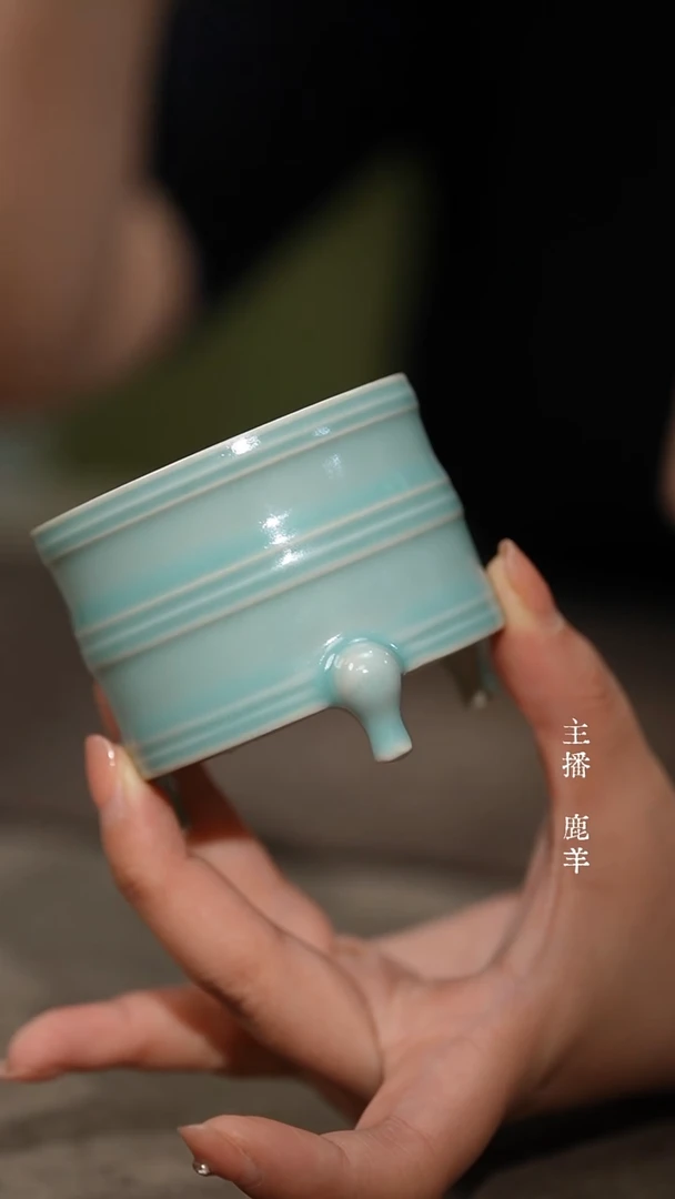 小三足弦纹杯-奉华-羊