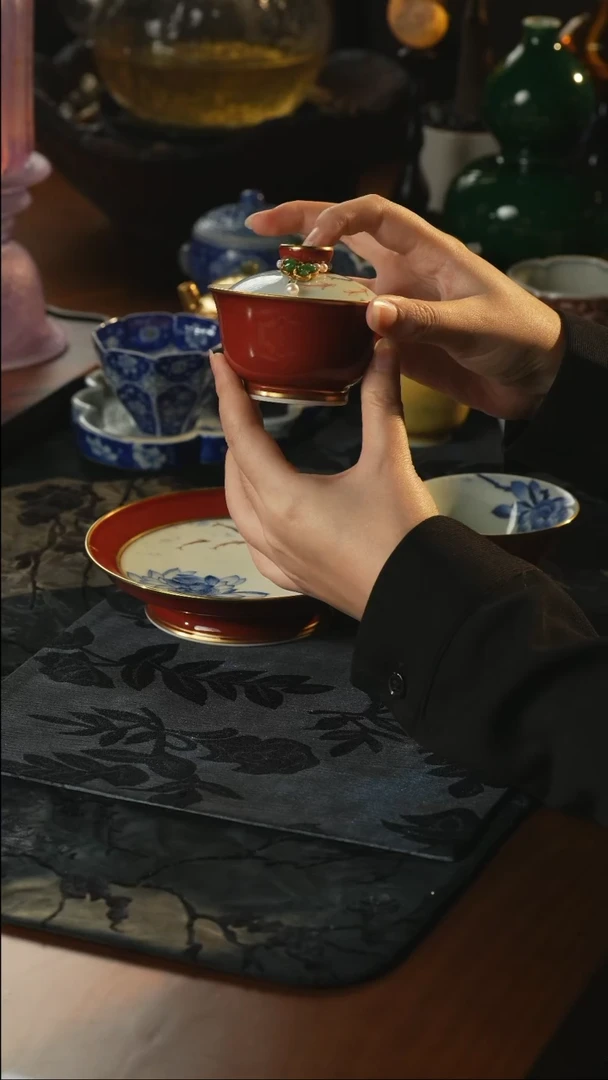 瓷片一如山坊