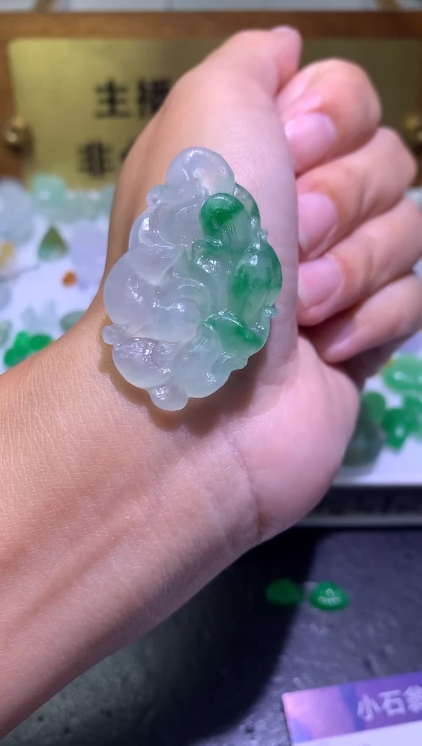 未镶嵌定制翡翠轻****）毛货
