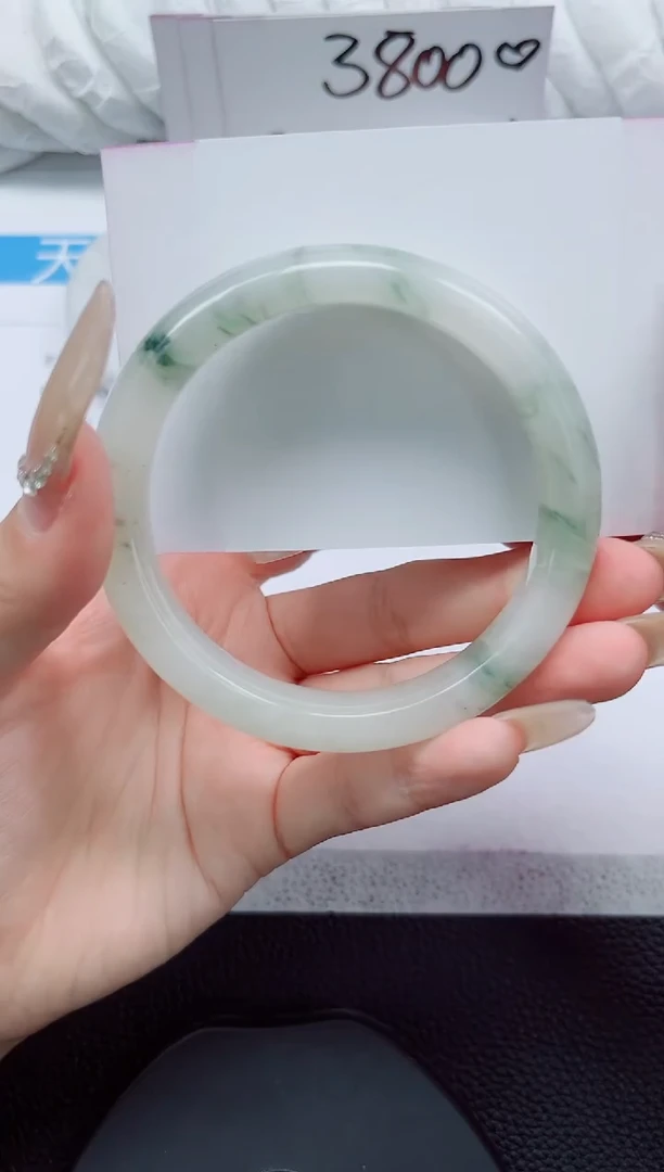 未镶嵌手镯石英质玉40-59/60