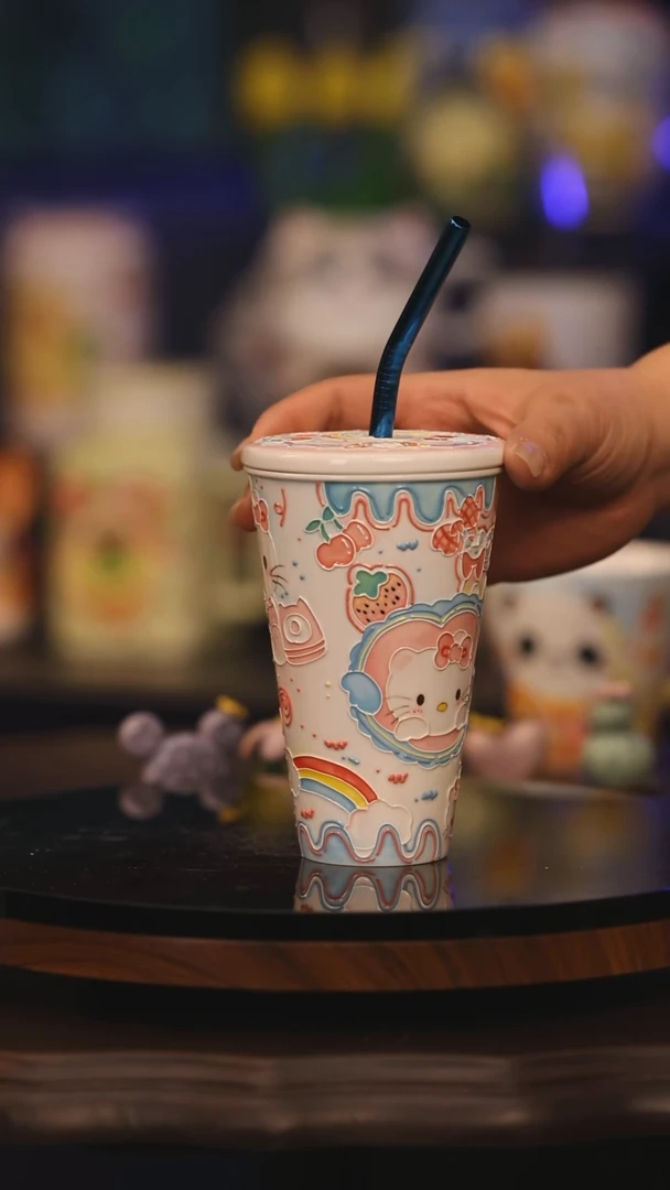 【闪购商品】摆件景德镇釉下彩绘设计师款式陶瓷