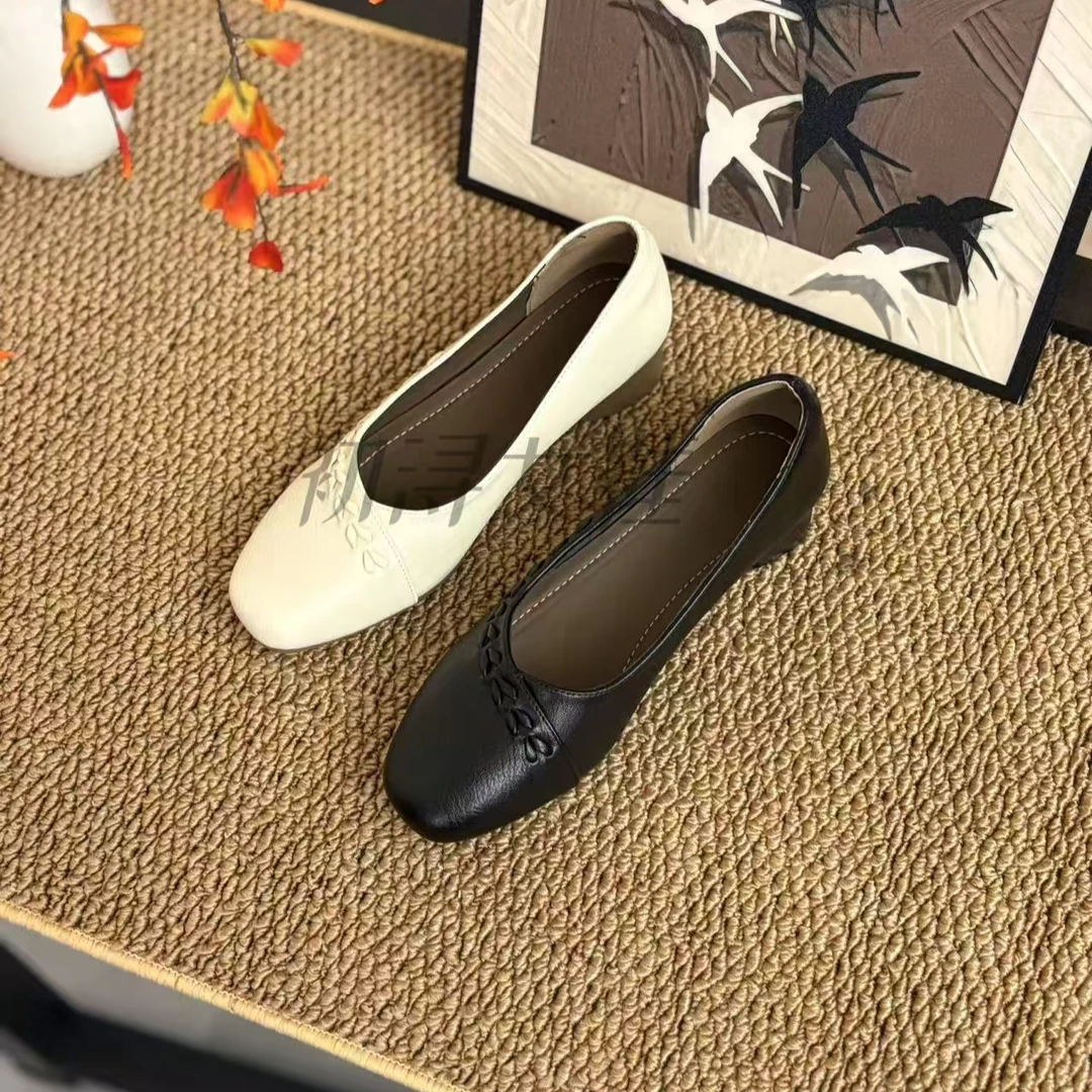 手工羊皮-3厘米跟高软底软面舒适时尚百搭编织感女款单鞋7879