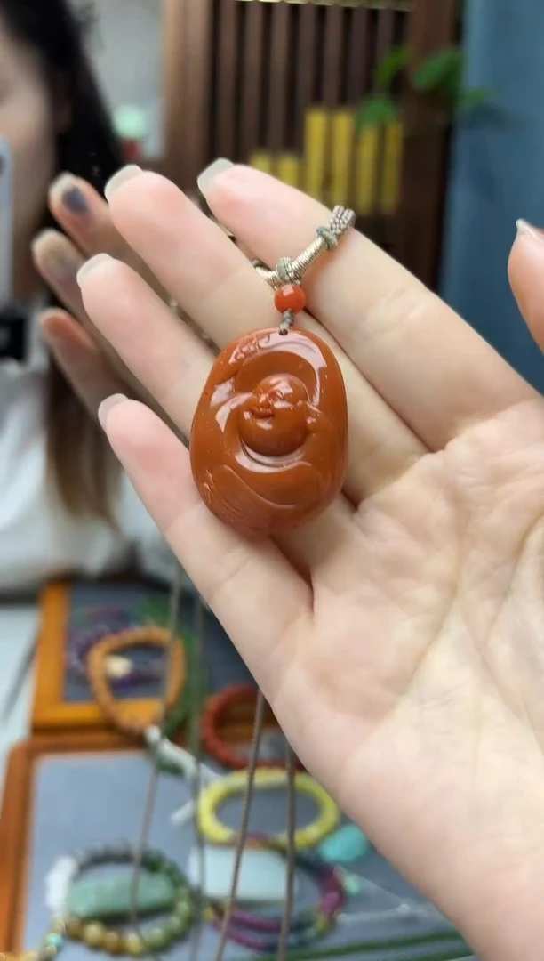 颈饰未镶嵌南红玛瑙南红佛公吊坠DN