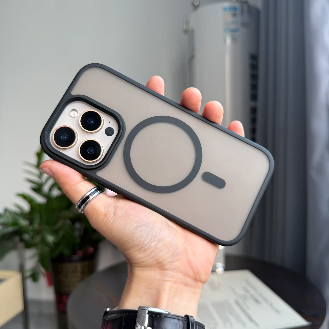 小贝壳•AI按键超强磁吸壳肤感抗指纹防摔磨砂手机壳半透明手机壳