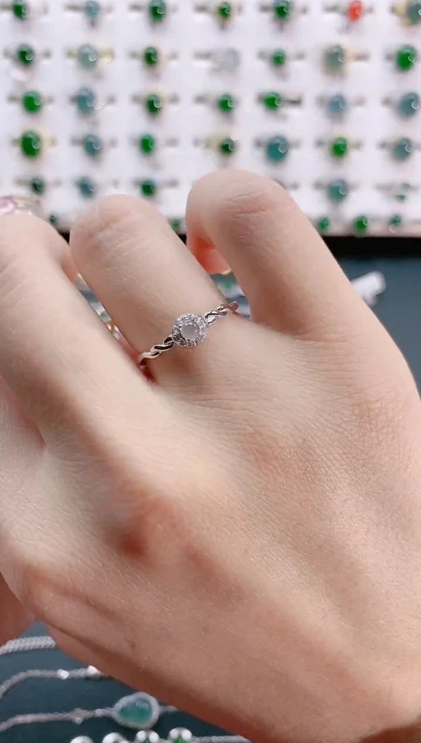 【闪购商品】翡翠戒指银S925镶嵌天然翡翠