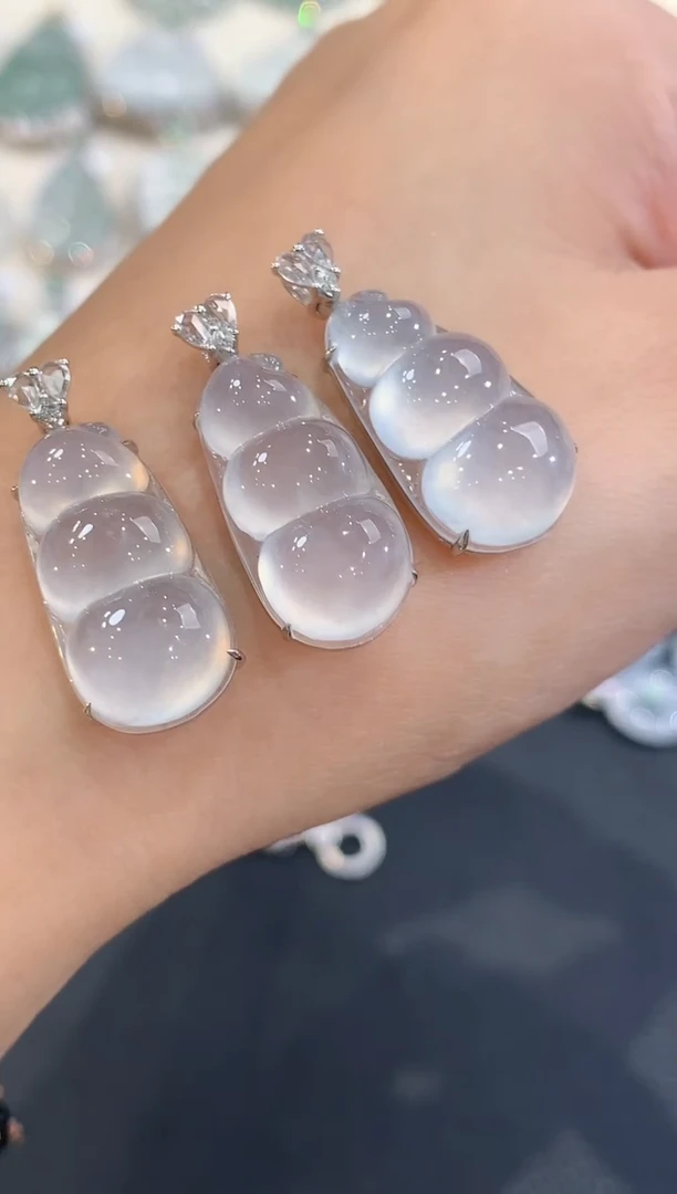 吊坠(不含链)18K金镶嵌翡翠q13