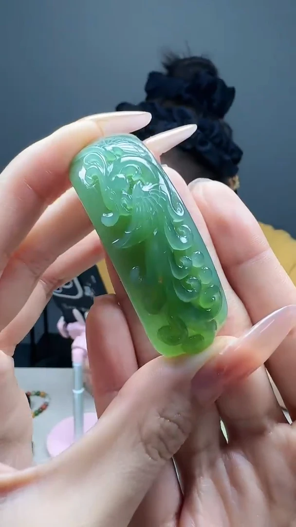 未镶嵌和田玉挂件1