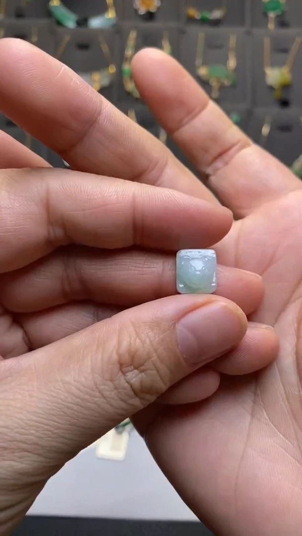 颈饰未镶嵌翡翠明*子净货34022