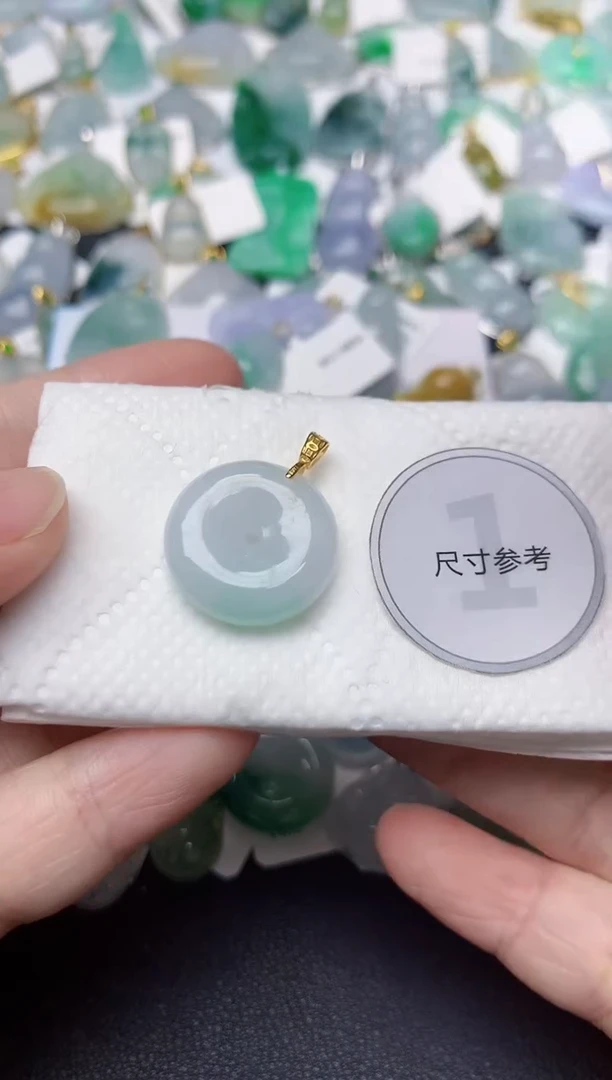 颈饰未镶嵌翡翠天然缅甸A货翡翠