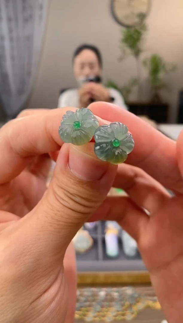 翡翠银S925镶嵌吊坠(不含链)耳饰一对