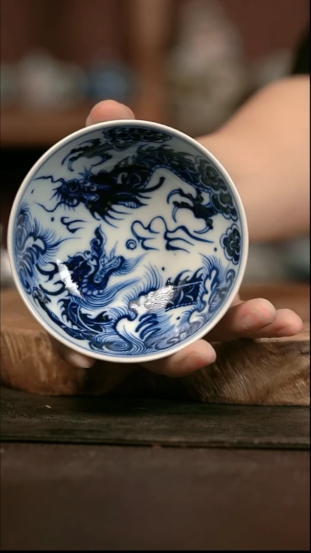 手绘 高温现代瓷  柴窑  海浪龙普洱杯100C