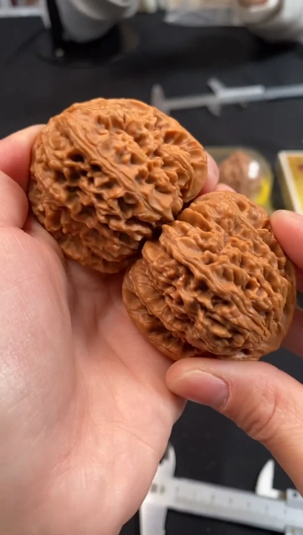 把件文玩核桃南疆石45尺Z963