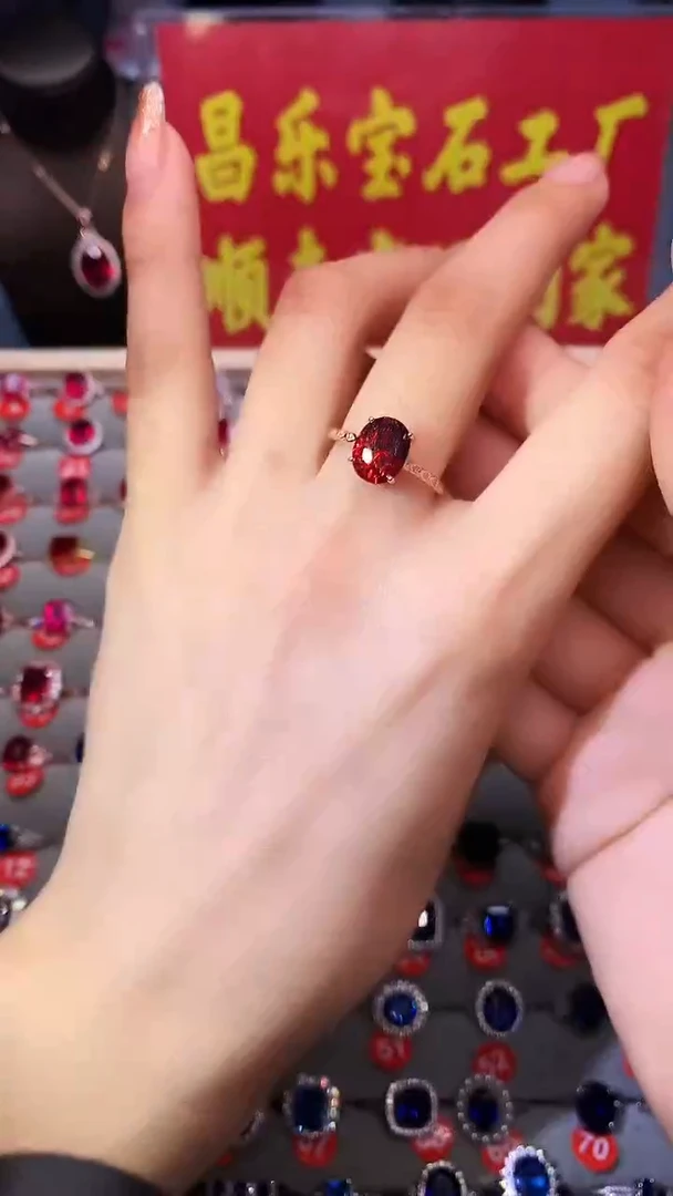 【闪购商品】石榴石戒指银S925镶嵌111111
