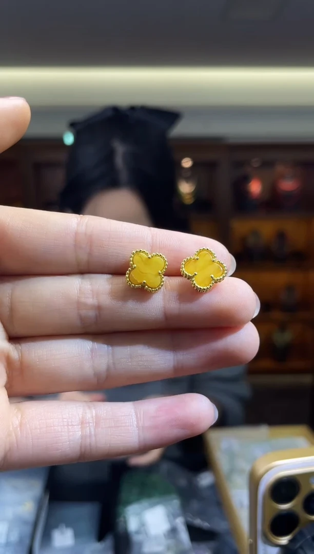 蜜蜡未镶嵌耳饰（多样性发一件）