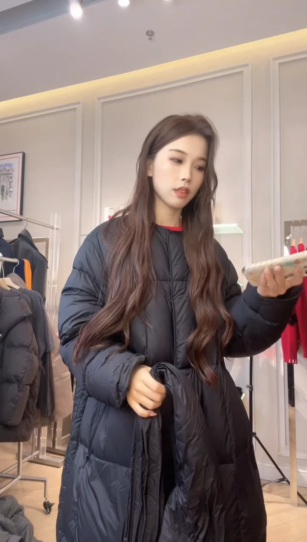 快**否AVVENN羽羽服M码