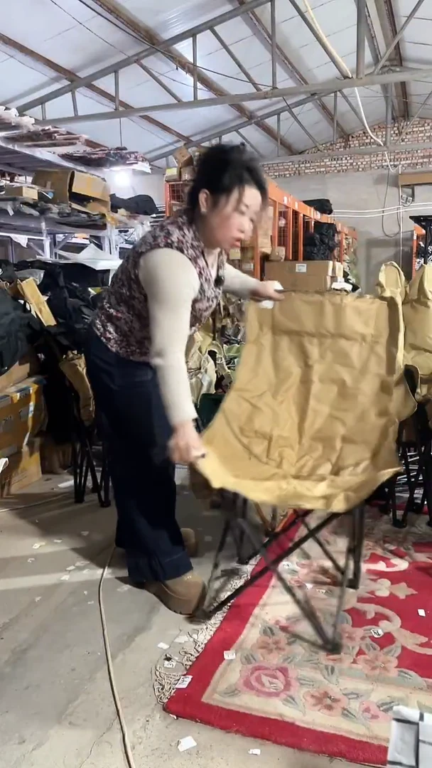 铁高背月亮椅 颜色随机