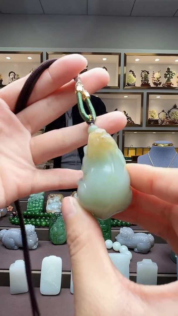 【闪购商品】和田玉颈饰未镶嵌苏