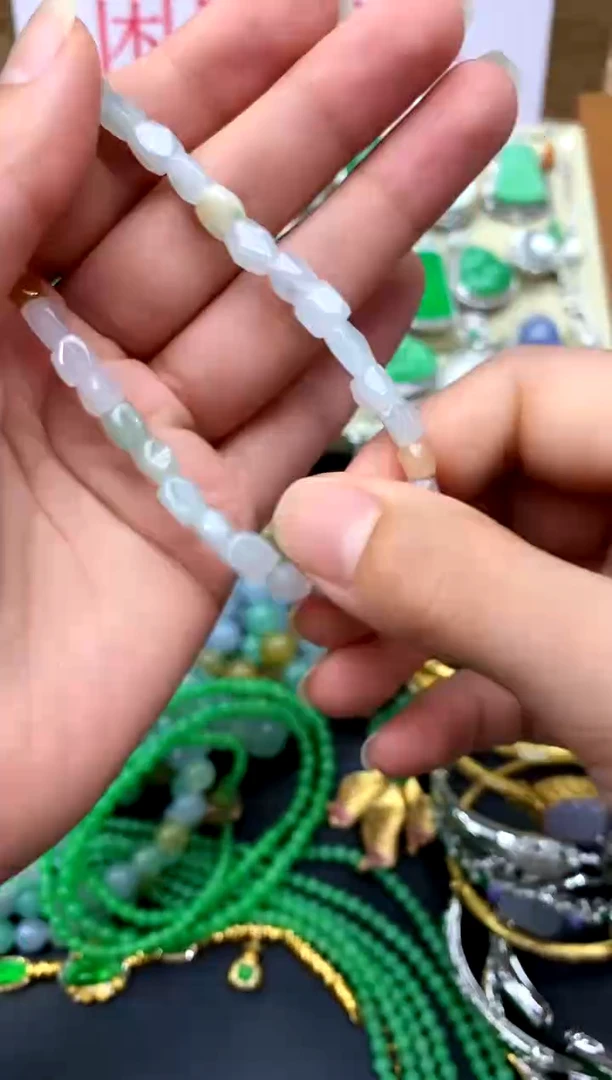 未镶嵌手串翡翠168-中国好珍宝