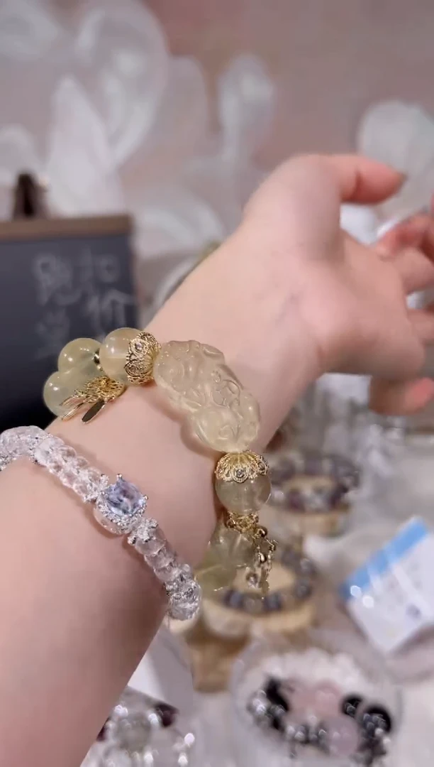 【闪购商品】水晶手链未镶嵌天然水晶默认微瑕 多样性发货发其一