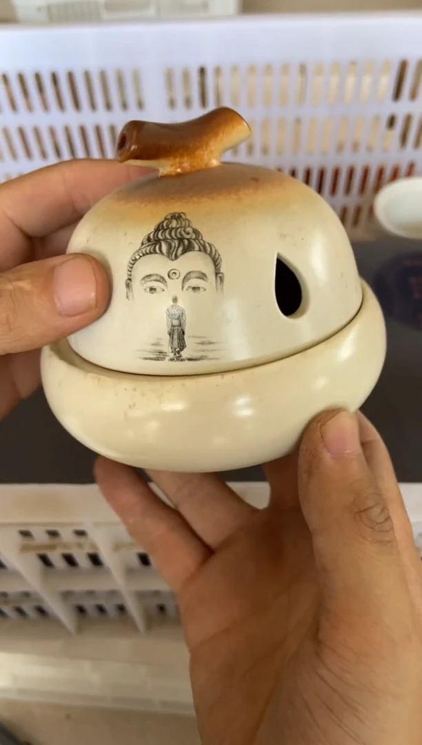 杯摄影的产品有使用过的痕迹有点脏介意勿拍