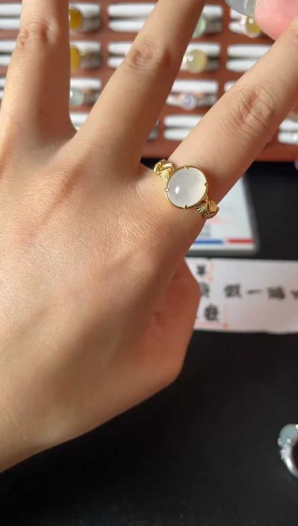 翡翠戒指银S925镶嵌一物一证一礼盒