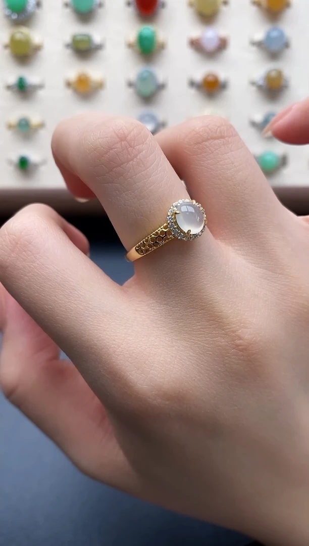 银S925镶嵌戒指翡翠一物一证一礼盒