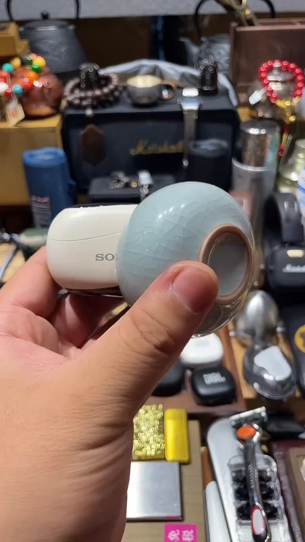 瓷片闪购商品 如图所示