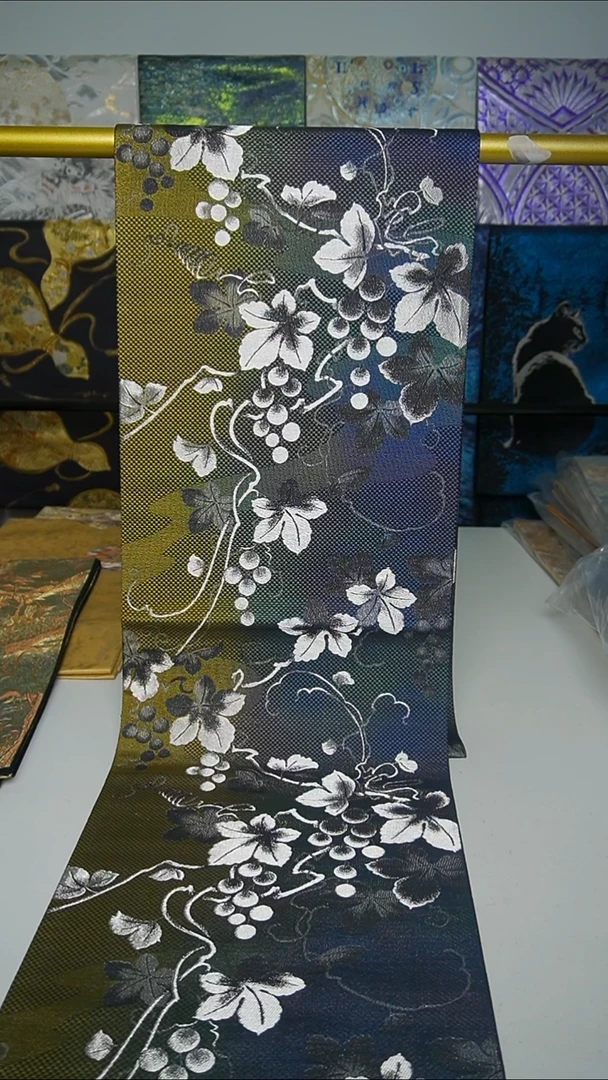 织绣织锦52葡萄叶，