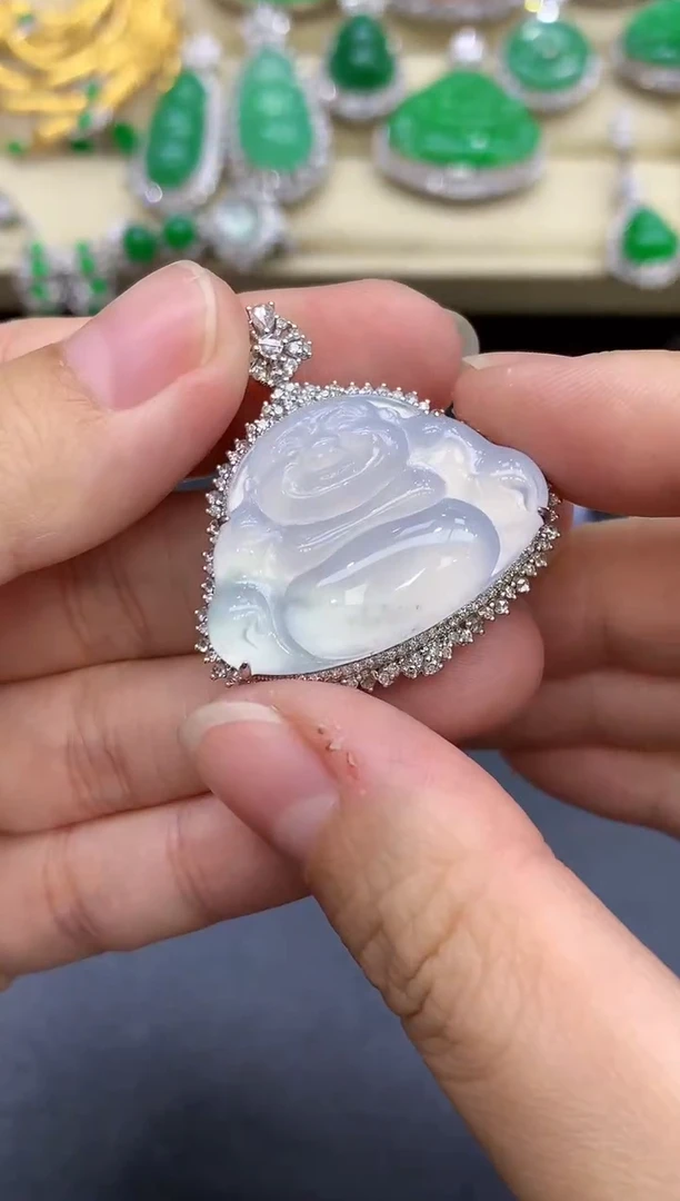 颈饰18K金镶嵌翡翠481-中国好珍宝