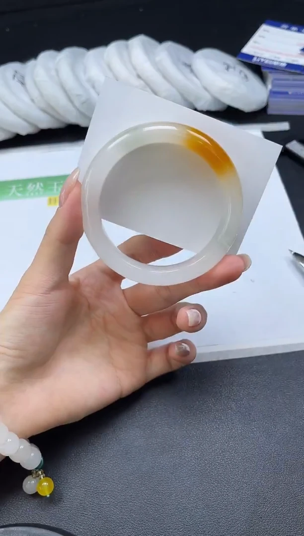 未镶嵌手镯石英质玉057-56