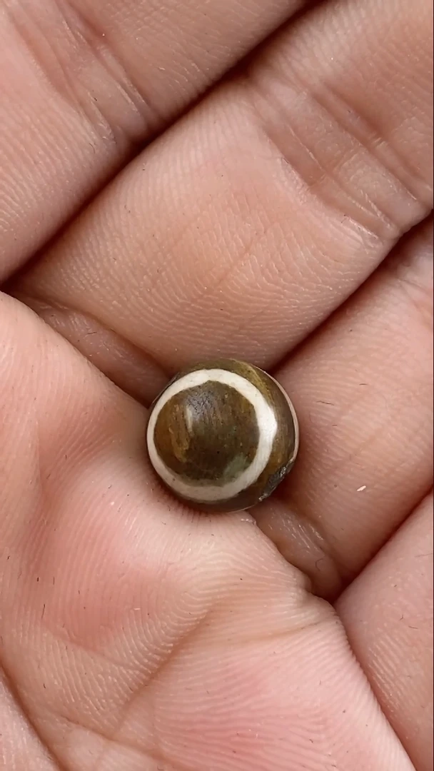 【闪购商品】石英质玉珠宝奇石未镶嵌1