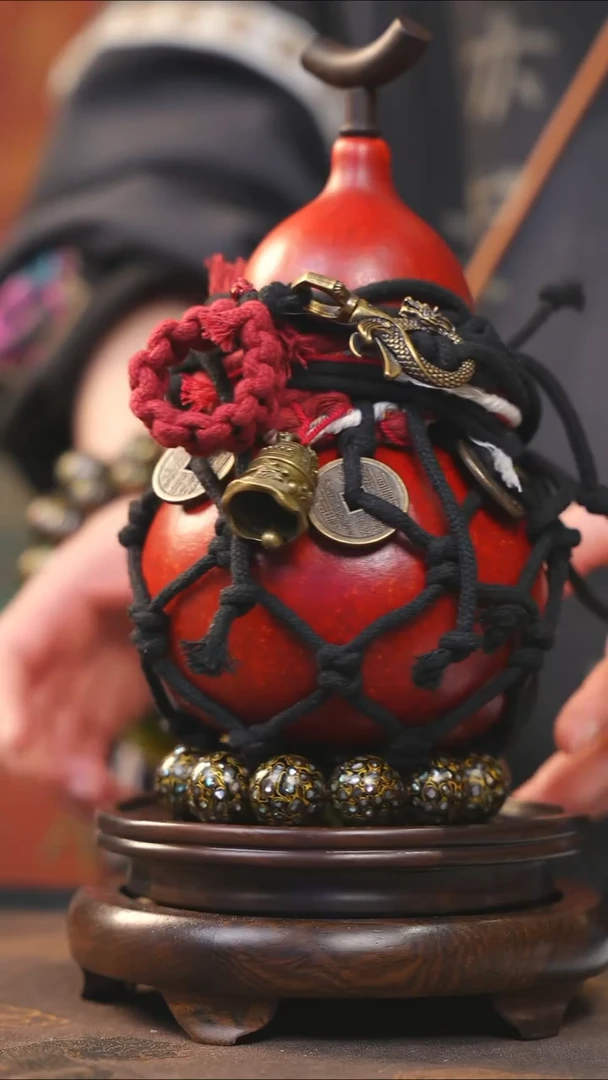 【闪购商品】YR209大漆酒葫芦不包手串及旋转底座