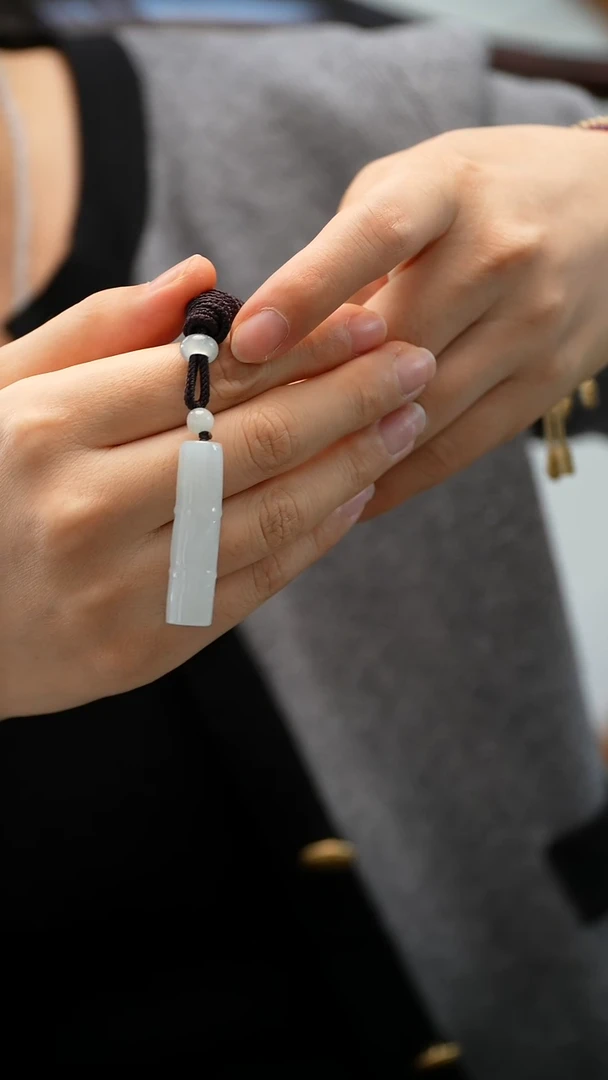 颈饰未镶嵌翡翠竹节