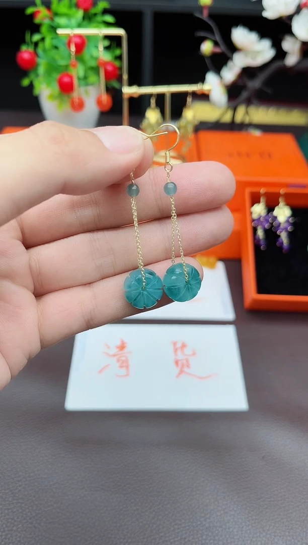 石英质玉（天山翠）银S925镶嵌耳饰105000