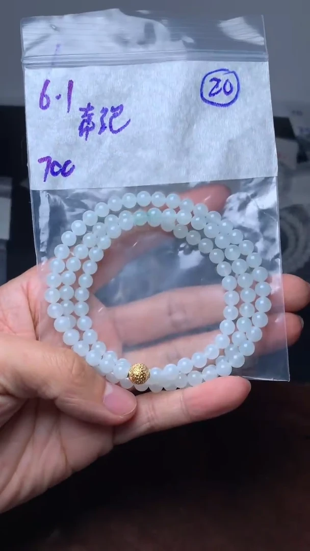 未镶嵌定制翡翠奔****女毛货需精细抛光 拍一发一