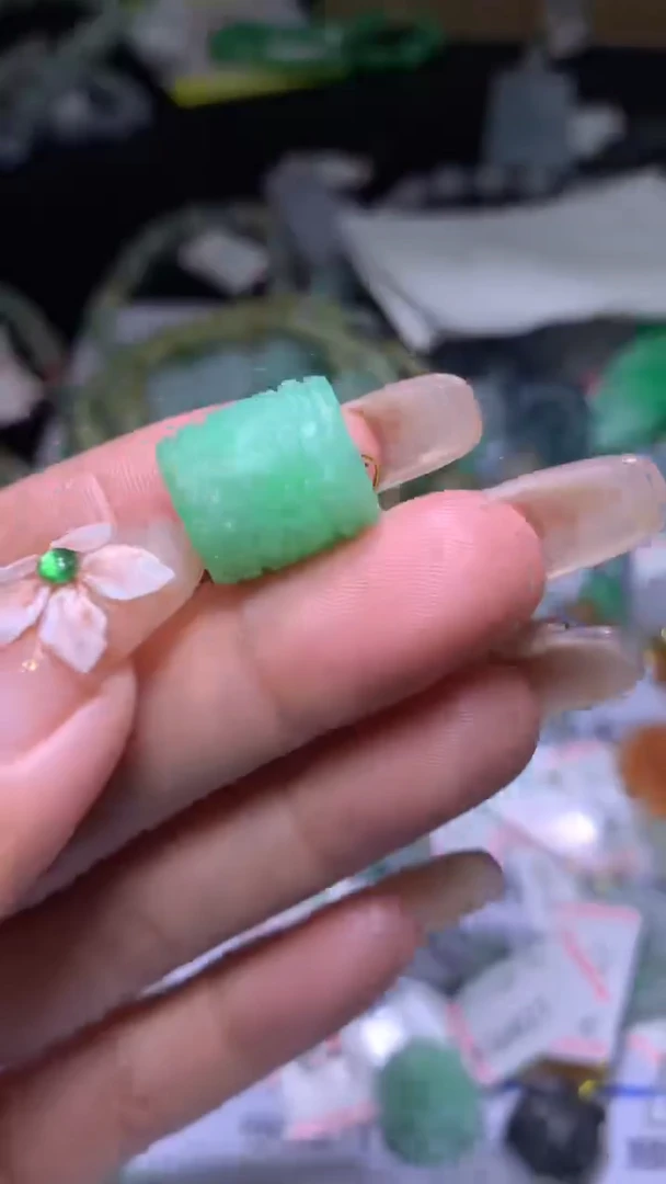 【闪购商品】定制翡翠未镶嵌MJX027194