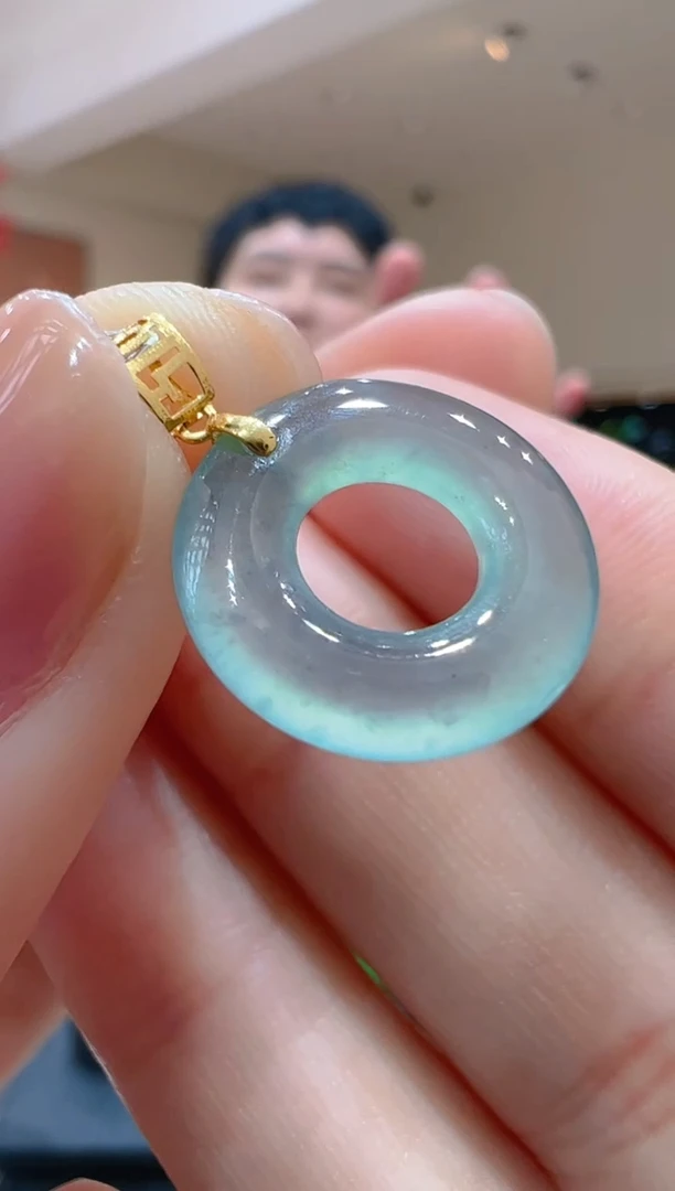 【闪购商品】翡翠吊坠(不含链)18K金镶嵌