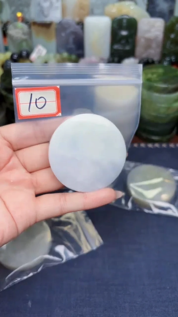 颈饰未镶嵌和田玉和田玉