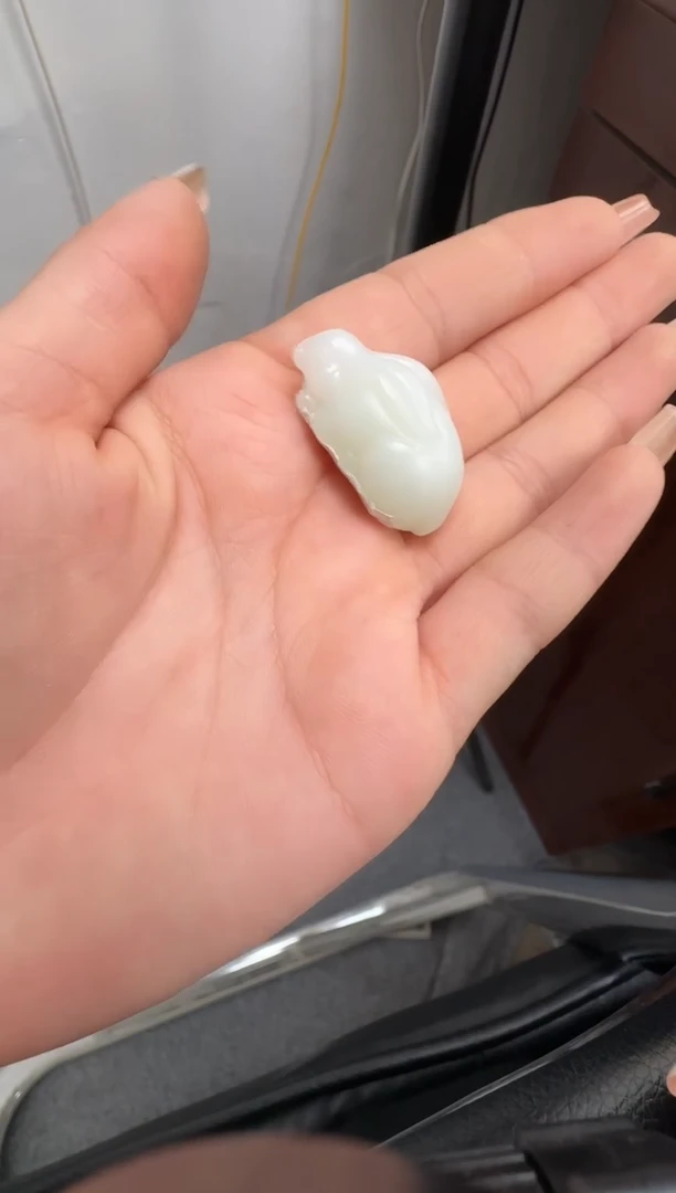 和田玉未镶嵌吊坠(不含链)天泰白玉兔兔挂件（产地直发）