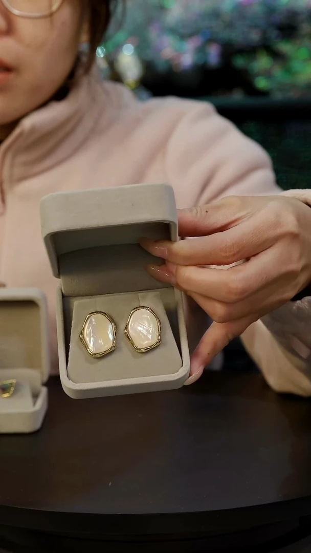 耳钉··弘贝雅螺钿漆器文化馆