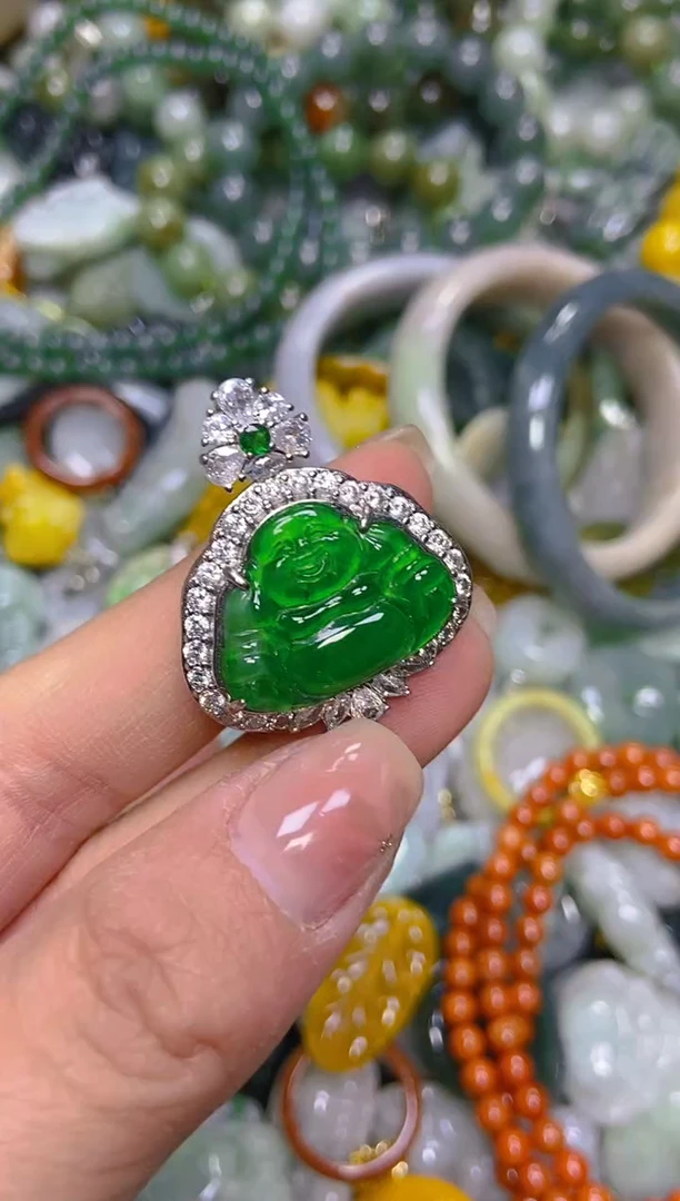 颈饰未镶嵌翡翠多样性发货