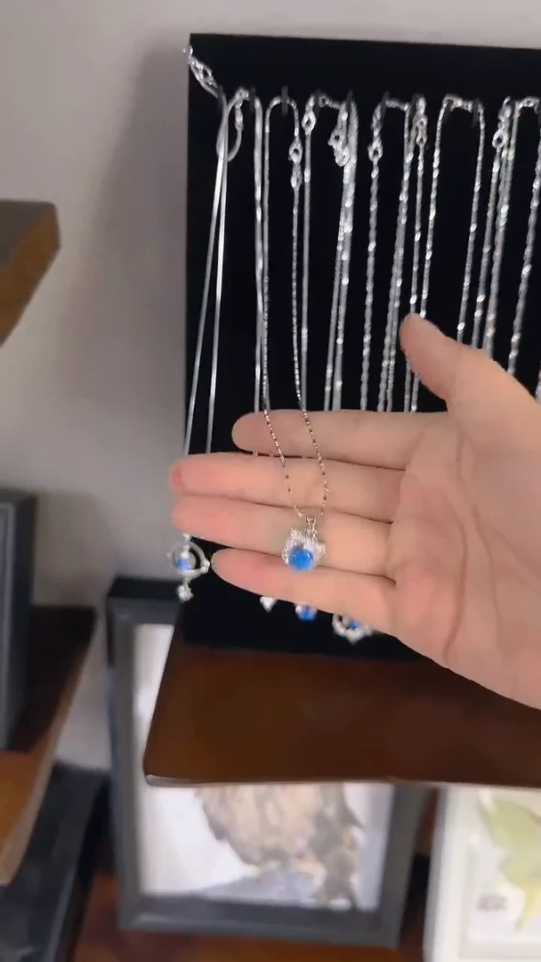 陶瓷大蓝闪蝶翅膀项链，猫头