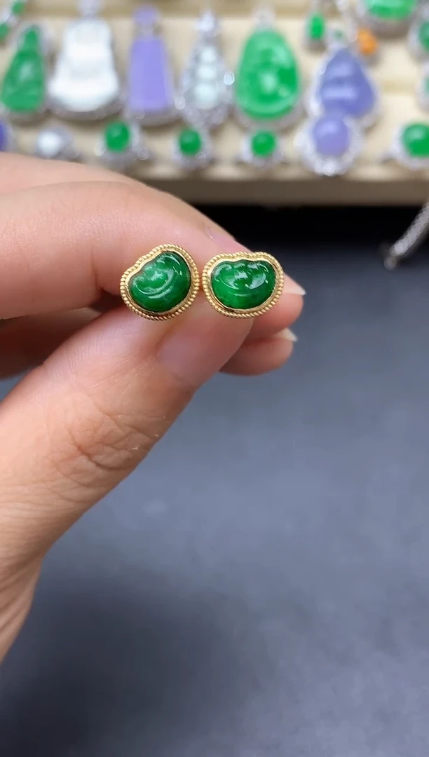 翡翠18K金镶嵌颈饰129-中国好珍宝