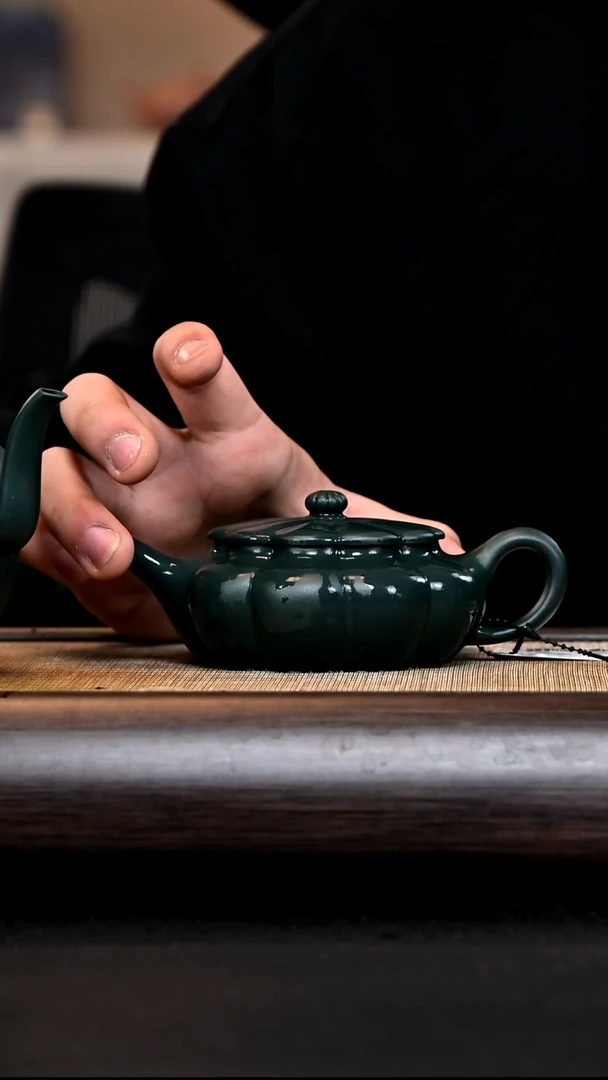 【闪购商品】紫砂茶壶JST16237 扁晨 绿泥