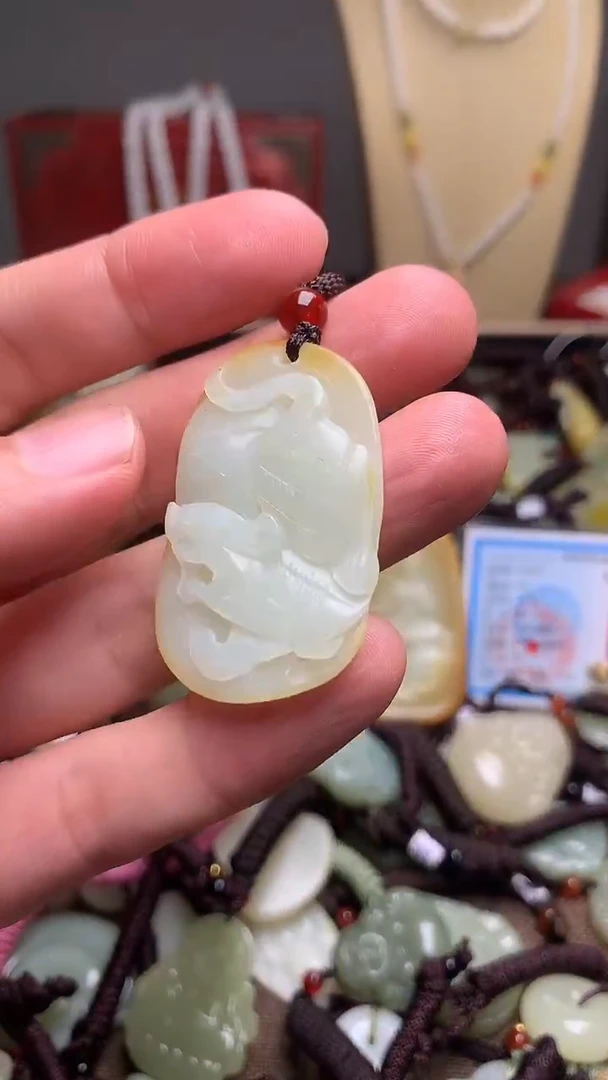 颈饰未镶嵌和田玉新疆料青海料清水和田玉吊坠